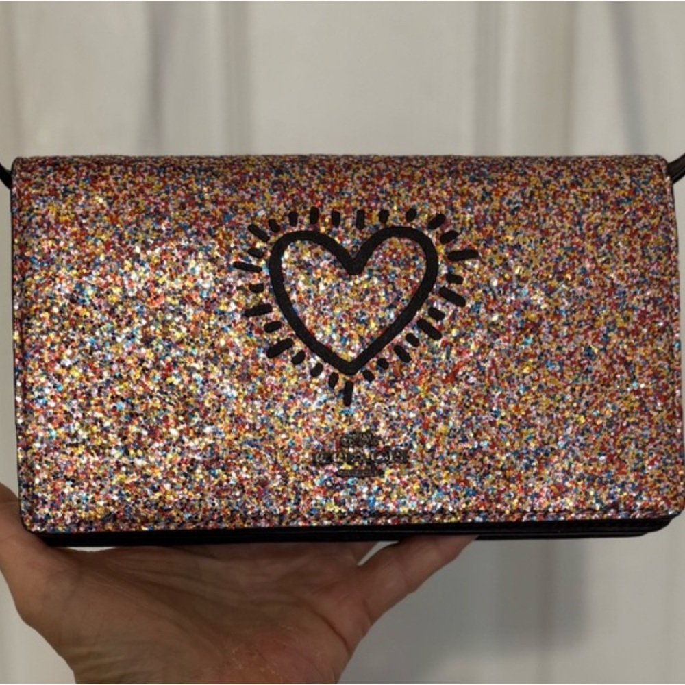 💘COACH Keith Haring Glitter Heart Purse With Detachable Strap 8x4.5" - Picture 9 of 9